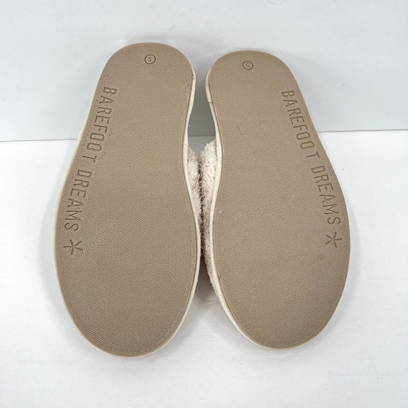 BAREFOOT DREAMS CozyChic Barefoot In the Wild Slipper Cream Stone Small NWT - Picture 9 of 10